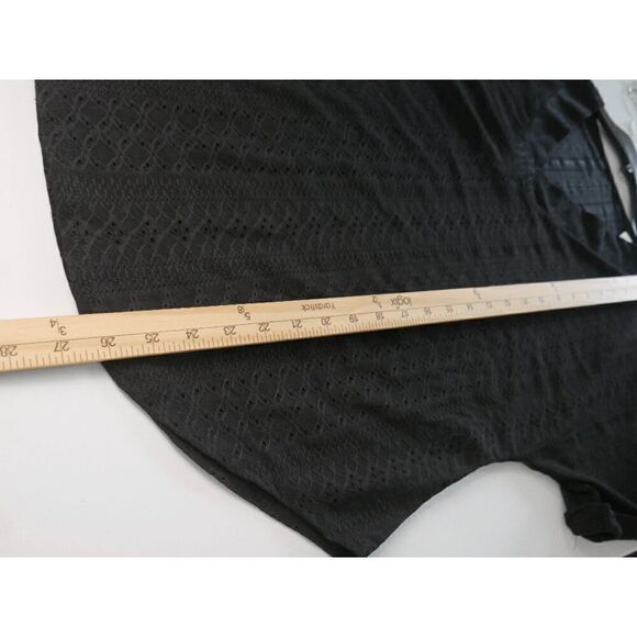 Women's Black Eyelet V-neck Short Sleeve Top XXL - Picture 6 of 8